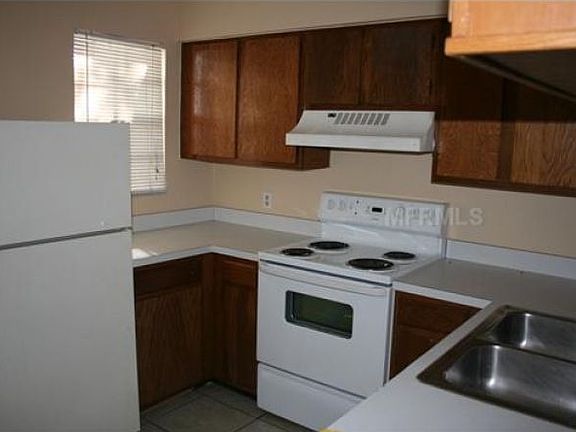 4th image of 11353 Grandville Dr