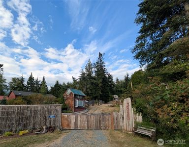3513 Smugglers Cove Road, Greenbank, WA, 98253