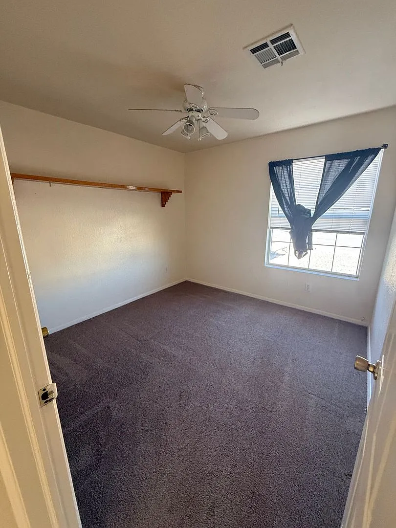 Beautiful home in great Area — Photo 4