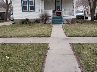 618 W 12th St, Grand Island, NE 68801