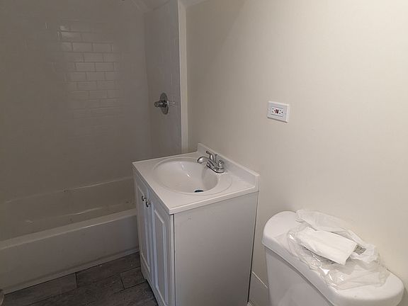 2nd image of 7042 S Kimbark Ave APT 3