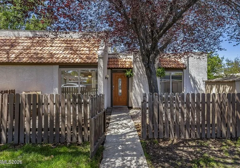 1001 Baywood Dr #C — Photo 1