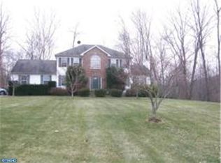 7 Pheasant Run Rd, Great Meadows, NJ 07838