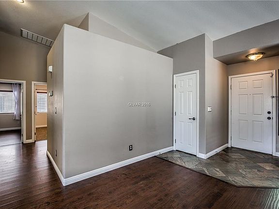 5th image of 7620 Oldenburg St