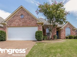 1046 Mossy Knoll Dr, Cordova, TN 38018