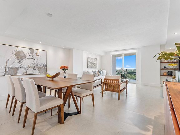 4th image of 2101 Brickell Ave APT 1801
