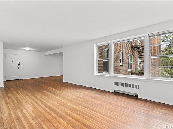 4th image of 65 Durham Road #3F