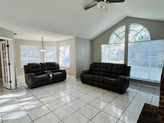 4th image of 951 Bird Bay Ct APT 101