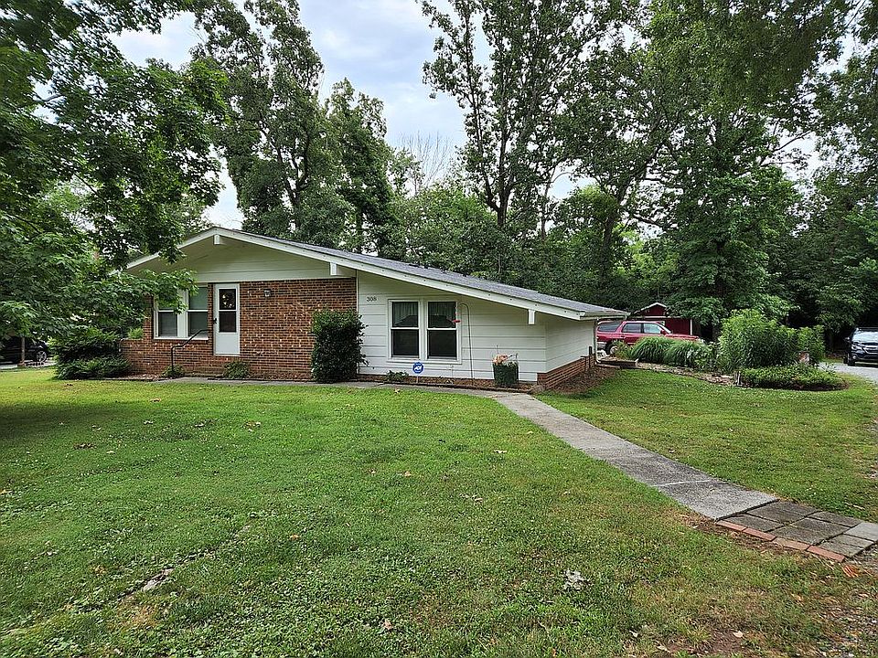 308 Crestview Dr
