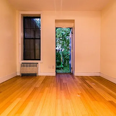 Rented by Nooklyn NYC LLC | media 8