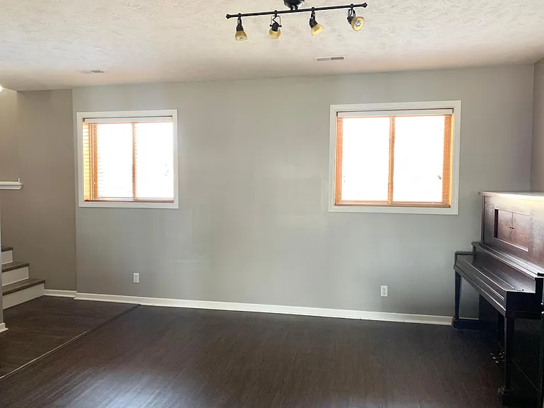 4617 Waterford Ave — Photo 18
