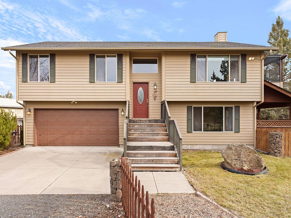 1st image of 5871 SW Badger Rd