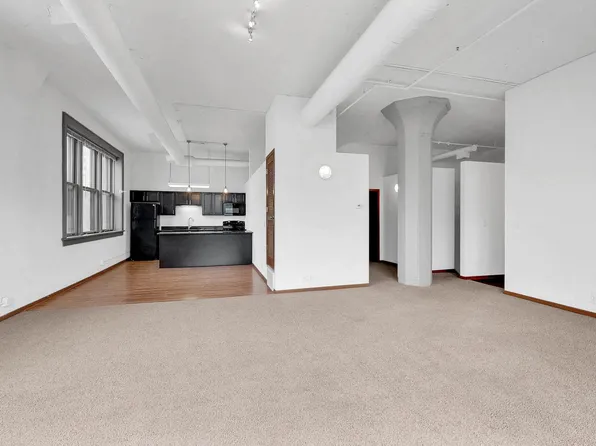 Skinner Macaroni Lofts, 1323 Jackson St APT 301, Omaha, NE 68102