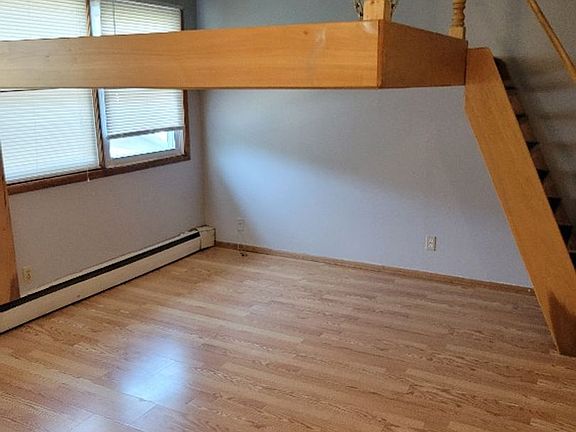 5th image of 330 8th St SE #19