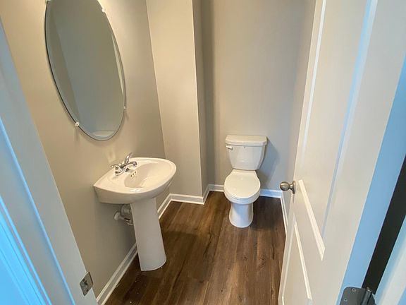 5th image of 8 Sepia Oak Dr