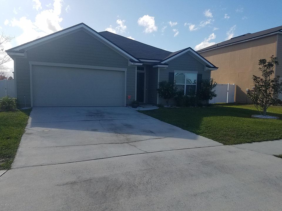 1st image of 3417 Canyon Falls Dr