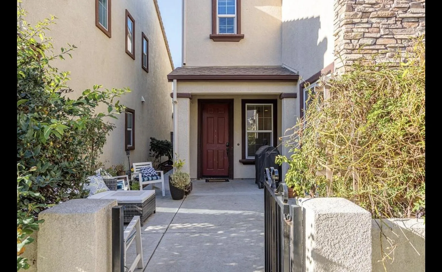 3 bed, 1505 sqft, $2,850 — Photo 2