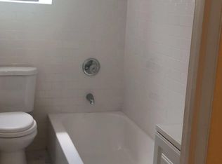 256 E Gun Hill Rd, Bronx, NY 10467