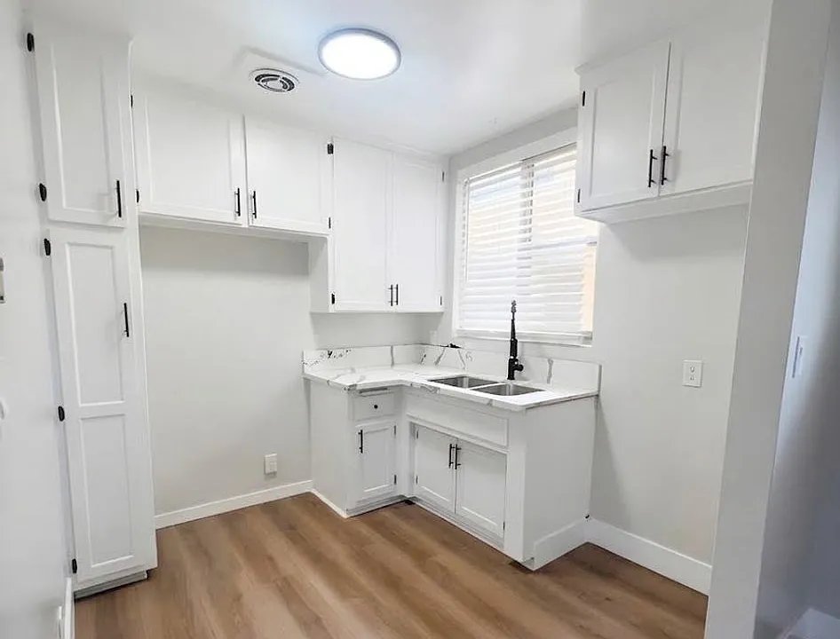 4500 W Martin Luther King Junior Blvd #4