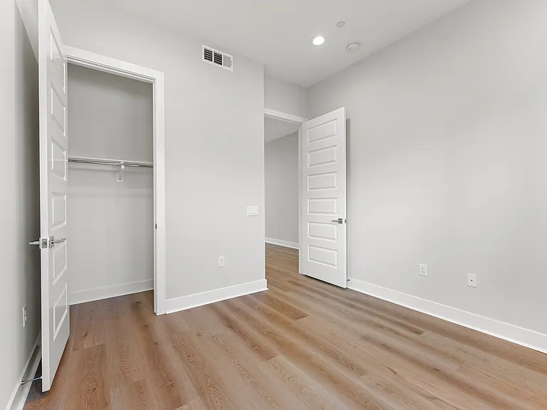 209 Stage — Photo 52