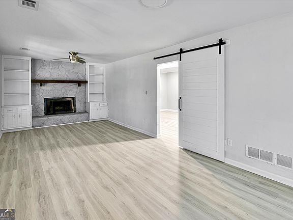 5th image of 6921 Babbling Brook Dr