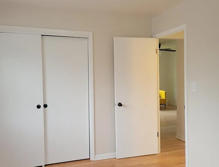 1725 Howard Ave W #201 — Photo 8