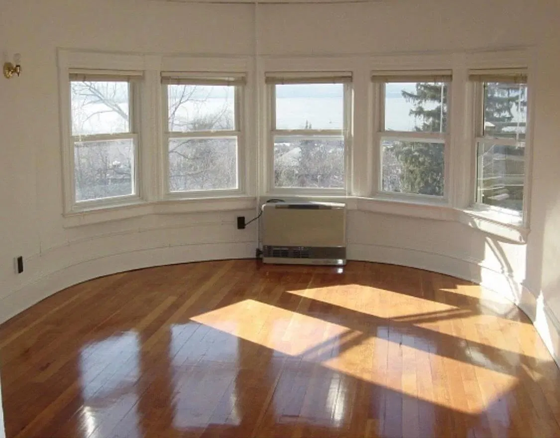 Studio, 550 sqft, $1,895 — Photo 1