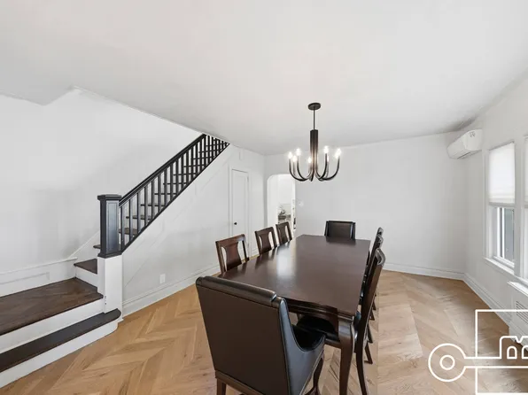 1253 East 28th Street image 5 of 24