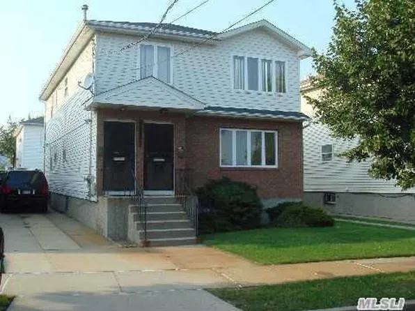 13708 257th St, Jamaica, NY 11422