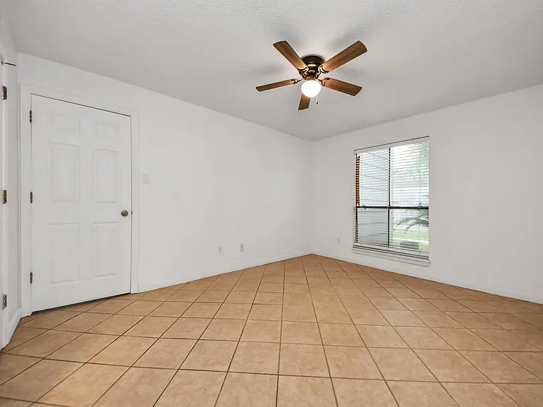 17331 Red Oak Dr #55 — Photo 7