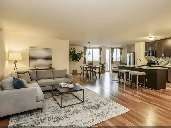 100 Manhattan Avenue image 1 of 25