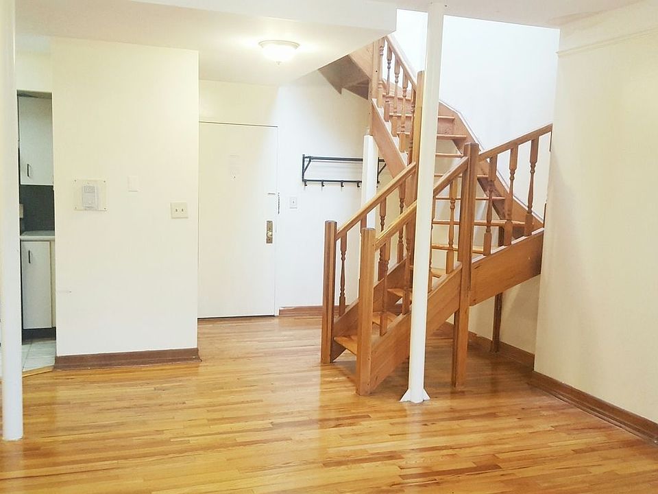 1st image of 350 Lincoln Pl APT 4P