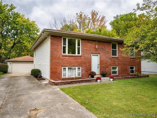 311 Pimlico Drive, New Albany, IN 47150