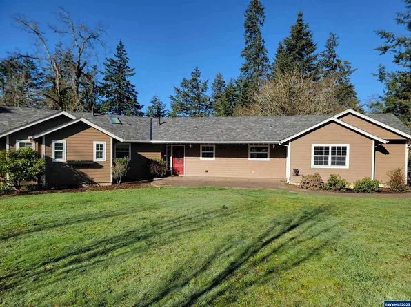 4249 Amber Ct NE, Silverton, OR 97381