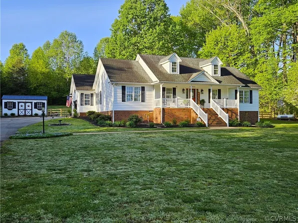 17301 Amelia Ave, Amelia Court House, VA 23002