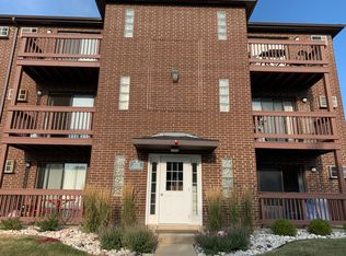 1110 Cedar St APT 2A, Glendale Heights, IL 60139