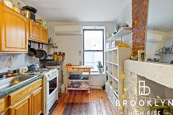 Rented by Brooklyn High Rise LLC | media 13