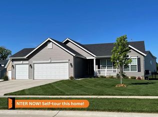 290 Osprey Ct, Lake Saint Louis, MO 63367