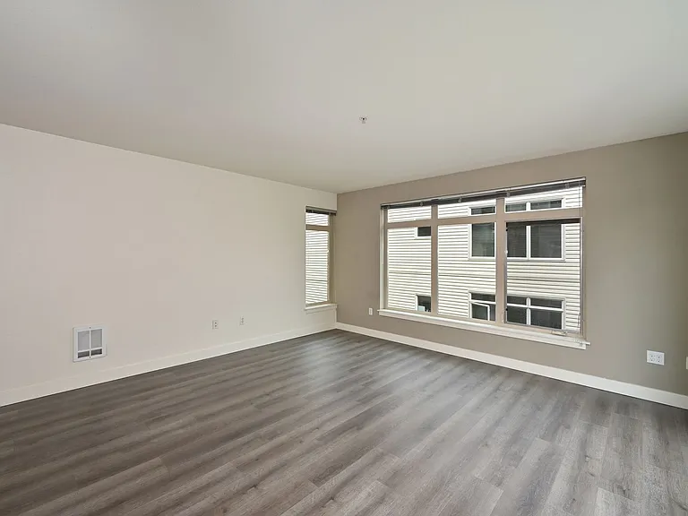 1610 Belmont Ave #513 — Photo 6