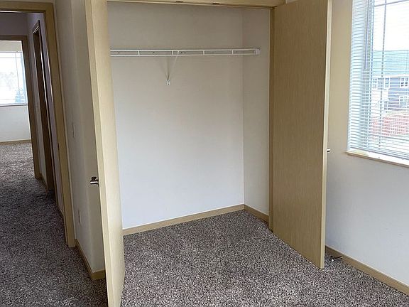 5th image of 4305-4325 N Towne Ct #4313-3
