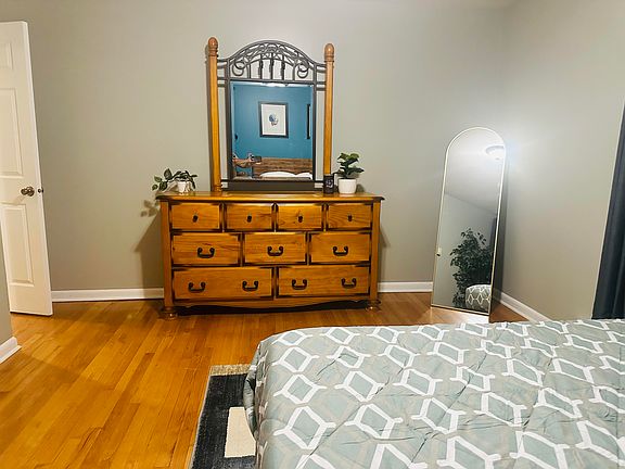 2nd image of 52 Beacon Ave #2
