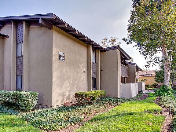 2nd image of 13536 La Jolla Cir Unit F