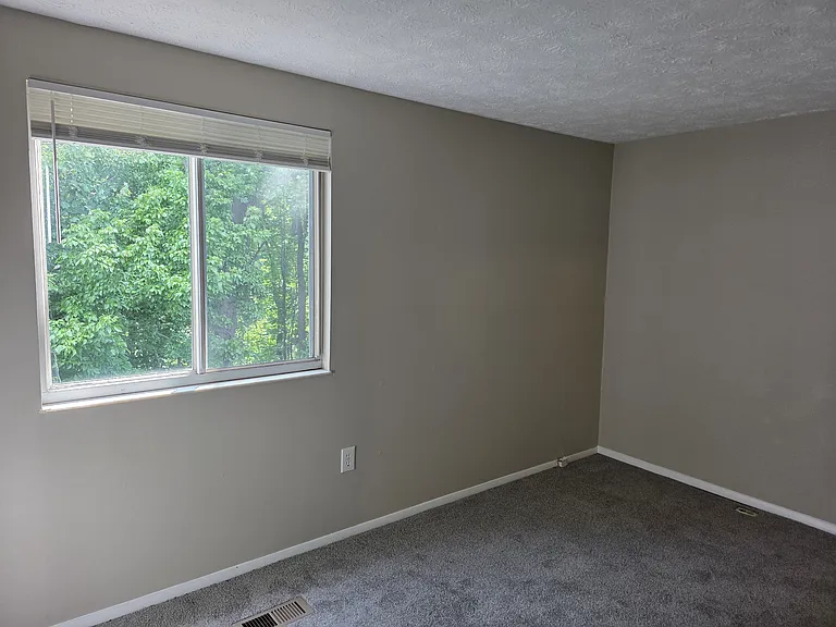 19136 Partridge Wood Dr — Photo 15