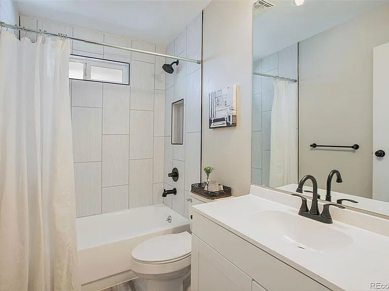 8369 E Briarwood Ave — Photo 17