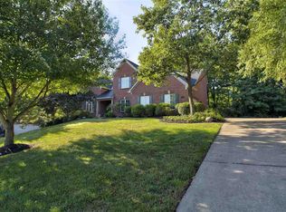 2127 Hollow Tree Ct, Hebron, KY 41048