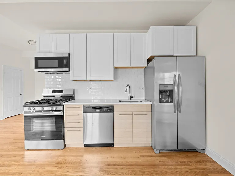 3107 N Harding Ave #1W — Photo 6