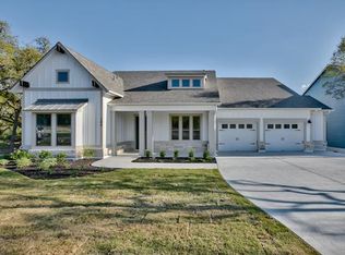 304 Hazy Hills Loop, Dripping Springs, TX 78620