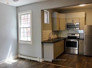 590 Main St E Unit 2, Hamilton, ON L8M 1J6