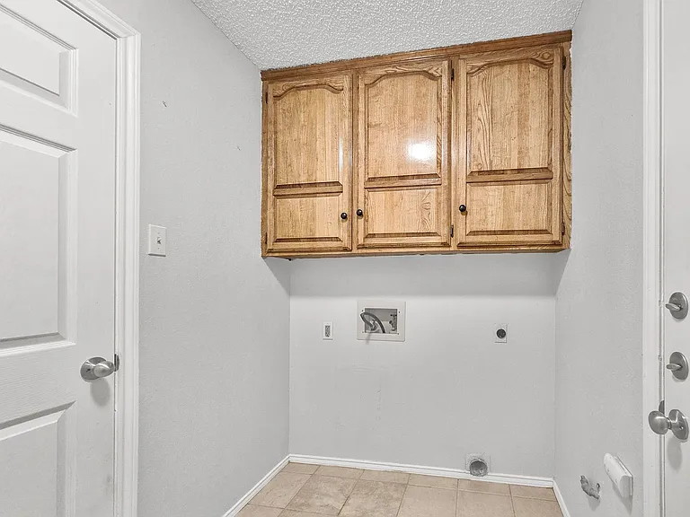 308 Floyd St — Photo 14
