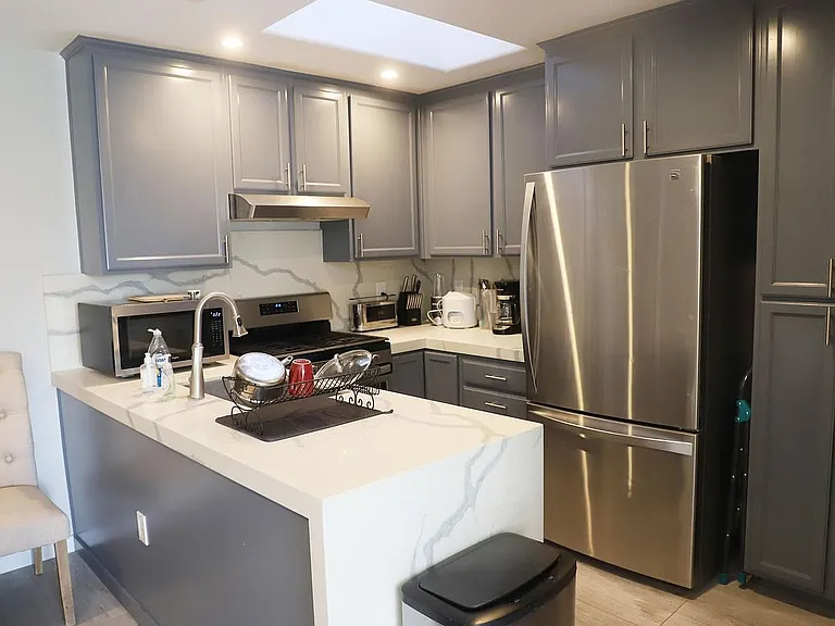 1035 Hornblend St — Photo 6